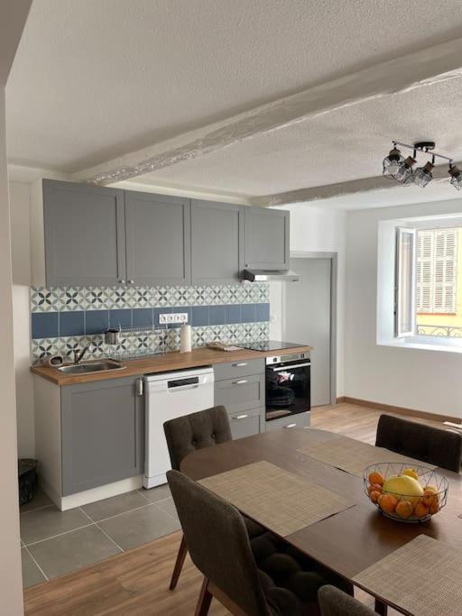 Grand Appartement Hyper Centre Grasse Exteriör bild