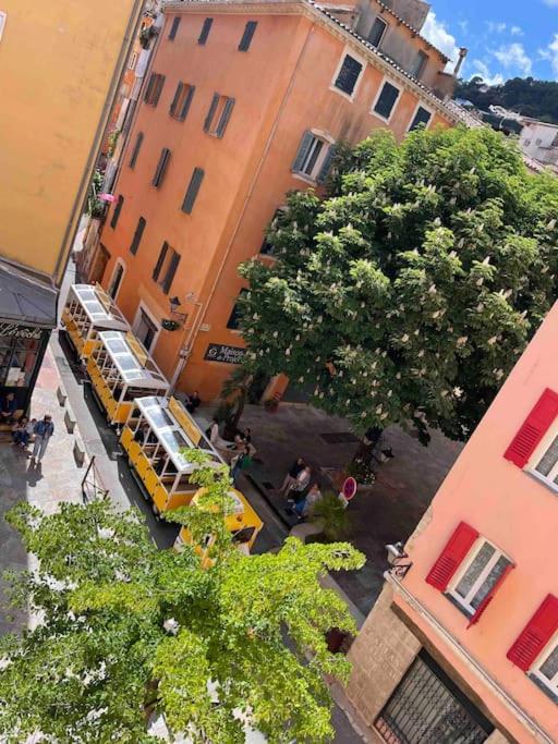 Grand Appartement Hyper Centre Grasse Exteriör bild